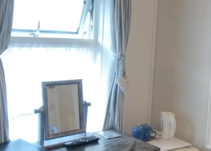 Deluxe Studio